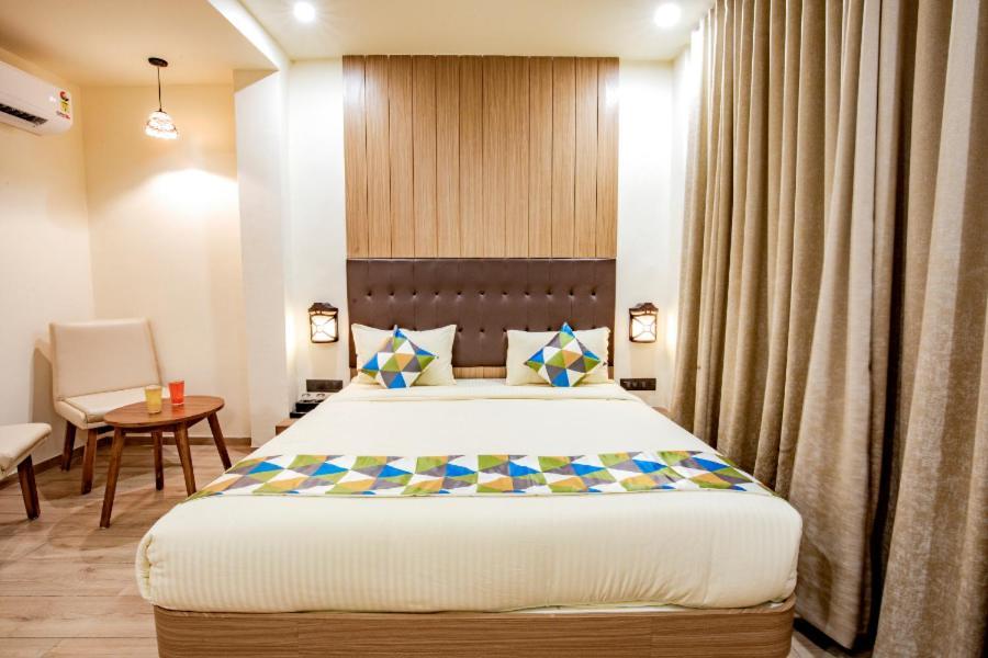 Hotel Nexus 라즈콧 외부 사진
