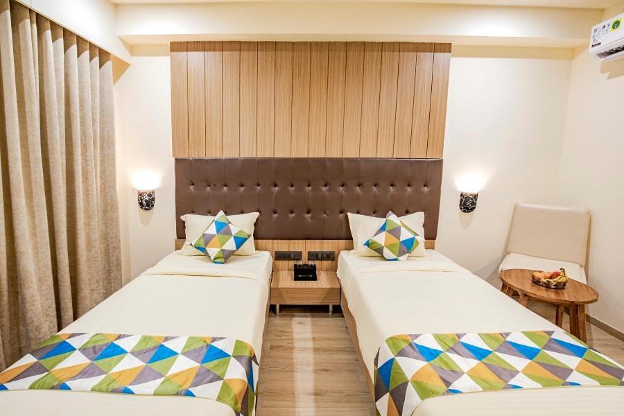 Hotel Nexus 라즈콧 외부 사진