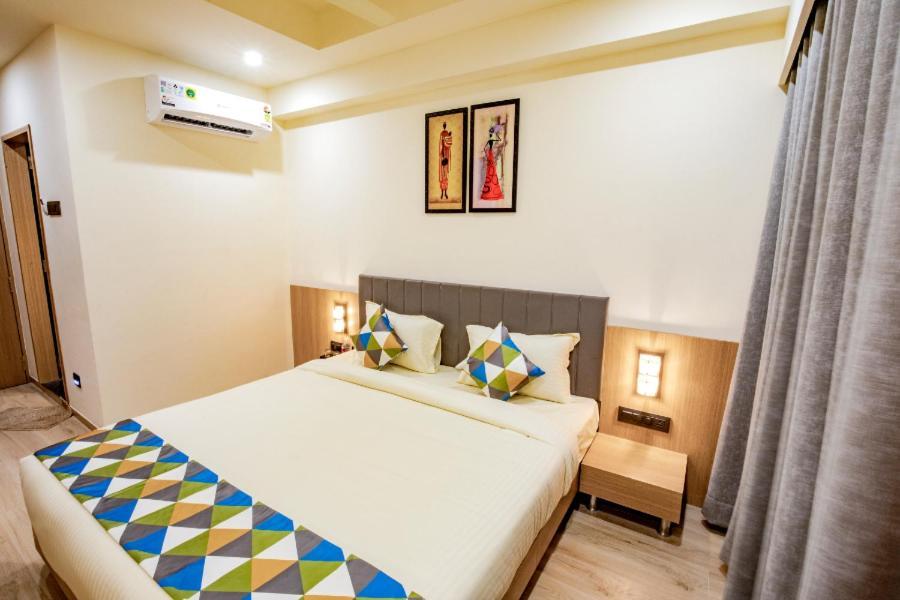Hotel Nexus 라즈콧 외부 사진