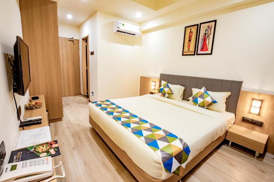 Hotel Nexus 라즈콧 외부 사진